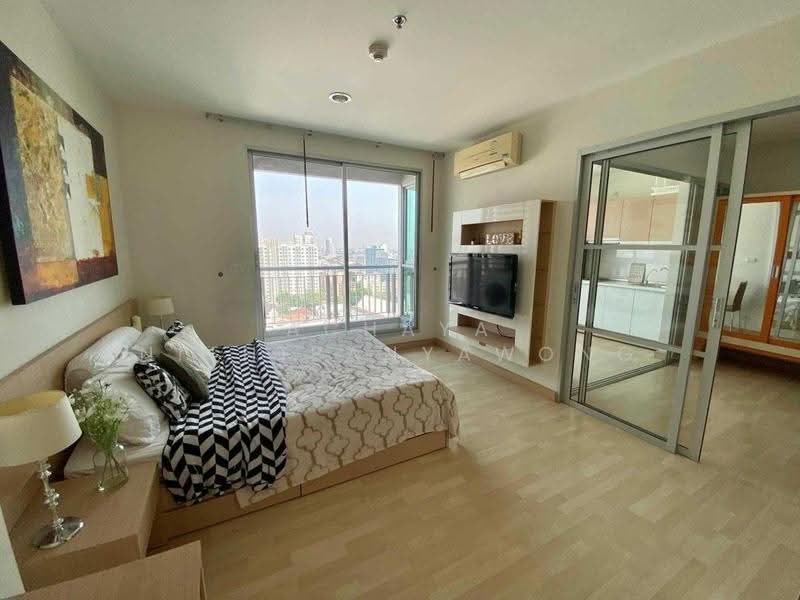 Rhythm Ratchada, Bangkok, 558 Ratchadaphisek Road, Samsen Nok, Huai Khwang, Bangkok, 1 Bedroom, 47 sqm, Condo For Rent, by Achaya Nithipanyawong, 500528535 - DDproperty.com