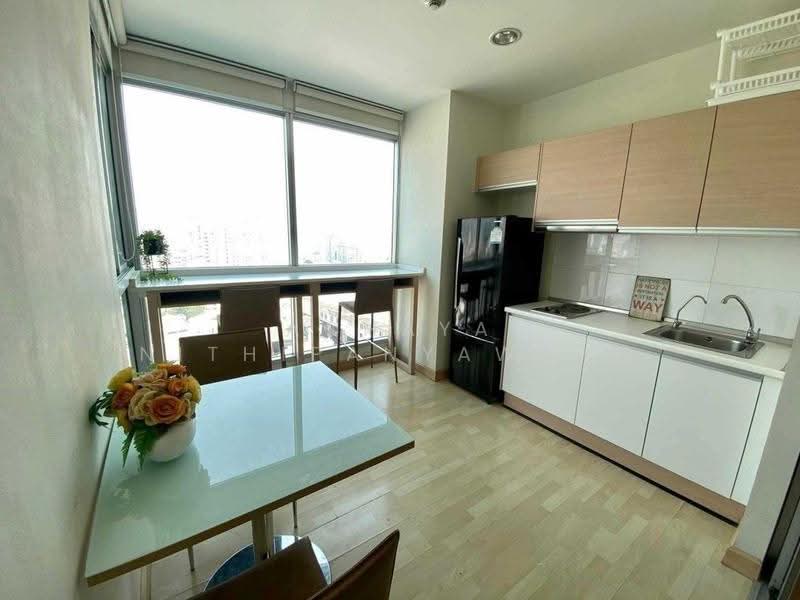 Rhythm Ratchada, Bangkok, 558 Ratchadaphisek Road, Samsen Nok, Huai Khwang, Bangkok, 1 Bedroom, 47 sqm, Condo For Rent, by Achaya Nithipanyawong, 500528535 - DDproperty.com