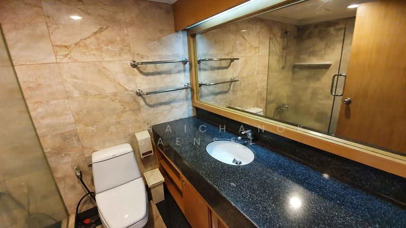 Lake Avenue Sukhumvit 16, Bangkok, Soi Sammitr Sukhumvit Road, Khlong Tan Nua, Watthana, Bangkok, 2 Bedrooms, 120 sqm, Condo For Rent, by Hathaichanok Saenset, 500528544 - DDproperty.com