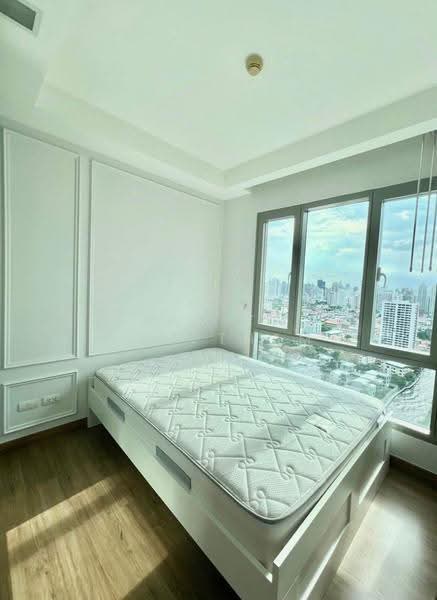 Thru Thonglor, Bangkok, Petchaburi Road, Bang Kapi, Huai Khwang, Bangkok, 2 Bedrooms, 67 sqm, Condo For Rent, by Ramita Theptham, 500528568 - DDproperty.com