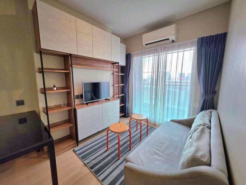 Lumpini Suite Dindaeng-Ratchaprarop, Bangkok, Asoke-Dindaeng Road, Din Daeng, Bangkok, 1 Bedroom, 28 sqm, Condo For Rent, by Ramita Theptham, 500528576 - DDproperty.com