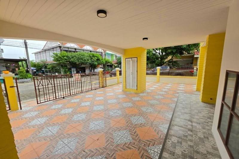 หมู่บ้าน อู่ทองเพลส 4, Pathum Thani, Khu Khot, Lam Luk Ka, Pathum Thani, 3 Bedrooms, 110 sqm, Townhouse For Sale, by ชนะชาติ นนท์ตา, 500528586 - DDproperty.com