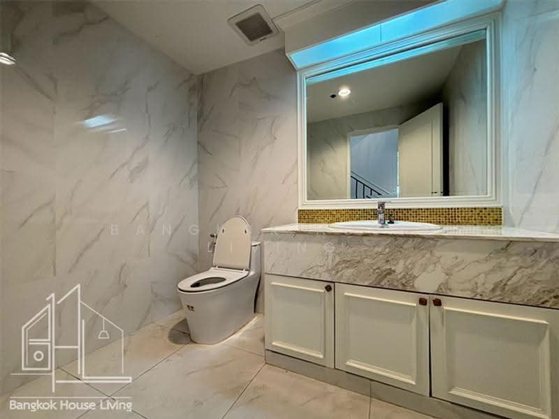 G.P. Grande Tower, Bangkok, 55 Sukhumvit 23, Khlongtoei Nua, Watthana, Bangkok, 4 Bedrooms, 600 sqm, Condo For Rent, by Bangkok House Living, 500528595 - DDproperty.com