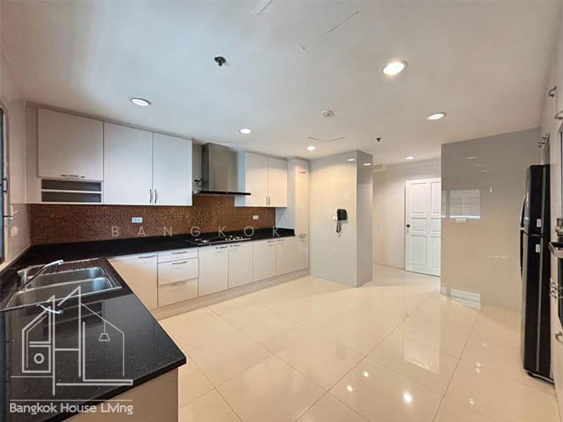 G.P. Grande Tower, Bangkok, 55 Sukhumvit 23, Khlongtoei Nua, Watthana, Bangkok, 4 Bedrooms, 600 sqm, Condo For Rent, by Bangkok House Living, 500528595 - DDproperty.com