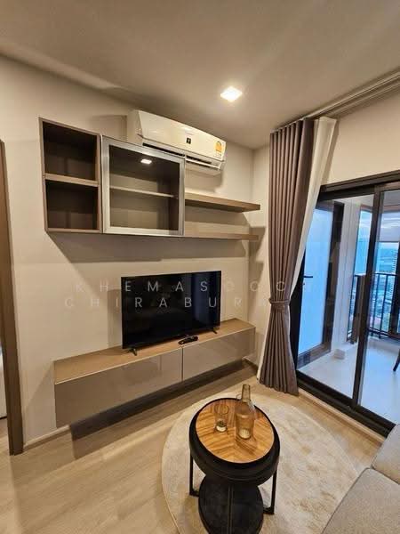 Life Phahon-Ladprao, Bangkok, 996 Phahonyothin Road, Jom Phon, Chatuchak, Bangkok, 1 Bedroom, 35 sqm, Condo For Rent, by Khemasooch Chiraburanan, 500528603 - DDproperty.com