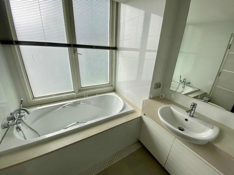 Siri Residence, Bangkok, 21 Soi Sukhumvit 24, Khong Tan, Khlong Toei, Bangkok, 2 Bedrooms, 100 sqm, Condo For Rent, by Hathaichanok Saenset, 500528691 - DDproperty.com