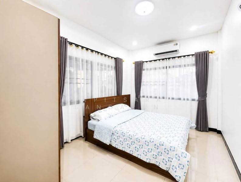 3-BR House, Chon Buri (Pattaya), Nong Pru, Bang Lamung (Pattaya), Chon Buri (Pattaya), 3 Bedrooms, 264 sqm, Single Detached House For Rent, by Supitsara Sangarun, 500528697 - DDproperty.com