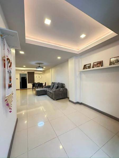 Chokchai Village 9, Chon Buri (Pattaya), Bang Lamung, Bang Lamung (Pattaya), Chon Buri (Pattaya), 2 Bedrooms, 141 sqm, Townhouse For Rent, by Supitsara Sangarun, 500528738 - DDproperty.com