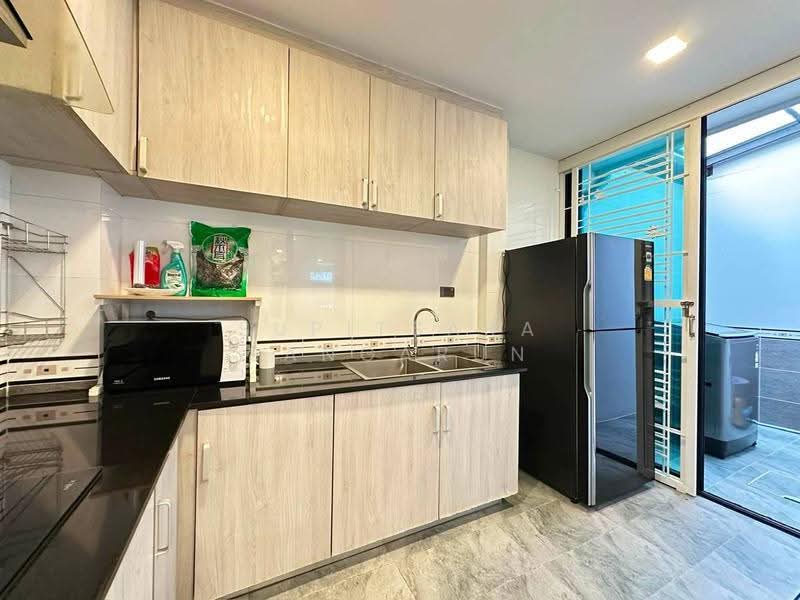 Chokchai Village 9, Chon Buri (Pattaya), Bang Lamung, Bang Lamung (Pattaya), Chon Buri (Pattaya), 2 Bedrooms, 141 sqm, Townhouse For Rent, by Supitsara Sangarun, 500528738 - DDproperty.com