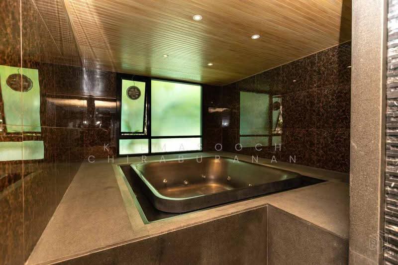 Vtara Sukhumvit 36, Bangkok, 118 Soi Saen Sabai, Phra Kanong, Khlong Toei, Bangkok, 1 Bedroom, 29 sqm, Condo For Rent, by Khemasooch Chiraburanan, 500528760 - DDproperty.com