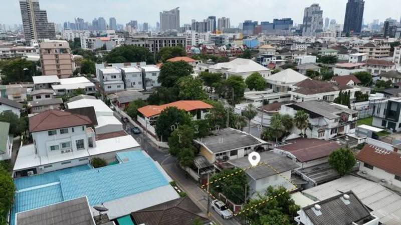 บ้านเดี่ยวและที่ดิน ถ.ลาดพร้าว ซ.35 แขวงลาดยาว เขตจตุจักร จ.กรุงเทพมหานคร 10900, Bangkok, ลาดพร้าว, Lat Yao, Chatuchak, Bangkok, 3 Bedrooms, 1 sqm, Single Detached House For Sale, by คุณณัฐธนิน โยธินอุปไมย (เน็ท), 500528794 - DDproperty.com