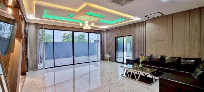 undefined, Chon Buri (Pattaya), Poong, Bang Lamung (Pattaya), Chon Buri (Pattaya), 6 Bedrooms, 300 sqm, Single Detached House For Sale, by Supicha Chorjong, 500528804 - DDproperty.com