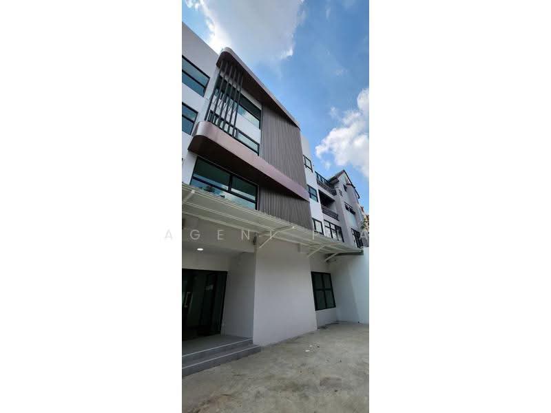 4-Story Office Building for Rent near Lat Phrao Intersection, Soi Vibhavadi Rangsit (SPSAD4154), Bangkok, Chatuchak, Bangkok, , 600 sqm, Office Space For Rent, by Agent Pla, 500528827 - DDproperty.com