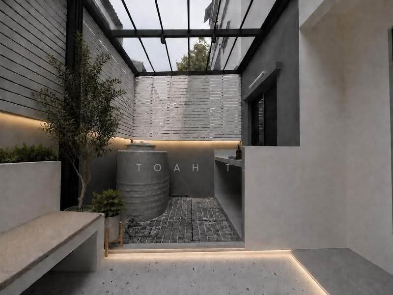 Landmark Ekamai-Ramindra, Bangkok, Sukhonthasawat Road, Lat Phrao, Bangkok, 3 Bedrooms, 224 sqm, Townhouse For Rent, by TOAH T., 500528831 - DDproperty.com