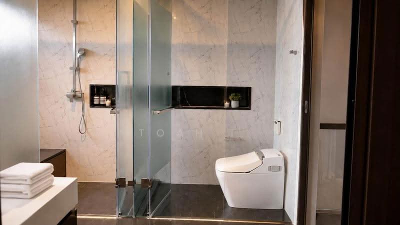 Landmark Ekamai-Ramindra, Bangkok, Sukhonthasawat Road, Lat Phrao, Bangkok, 3 Bedrooms, 224 sqm, Townhouse For Rent, by TOAH T., 500528831 - DDproperty.com