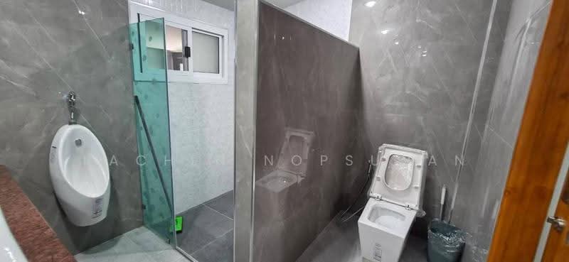 Sammakon Ramkhamhaeng, Bangkok, Ramkhamhaeng Road, Saphan Sung, Bangkok, 4 Bedrooms, 200 sqm, Single Detached House For Rent, by Rachen Nopsuwan, 500528867 - DDproperty.com