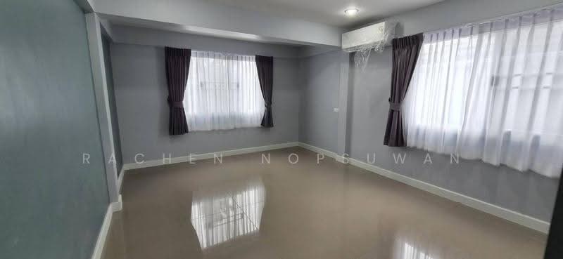 Sammakon Ramkhamhaeng, Bangkok, Ramkhamhaeng Road, Saphan Sung, Bangkok, 4 Bedrooms, 200 sqm, Single Detached House For Rent, by Rachen Nopsuwan, 500528867 - DDproperty.com