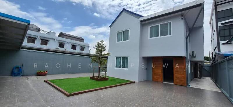 Sammakon Ramkhamhaeng, Bangkok, Ramkhamhaeng Road, Saphan Sung, Bangkok, 4 Bedrooms, 200 sqm, Single Detached House For Rent, by Rachen Nopsuwan, 500528867 - DDproperty.com