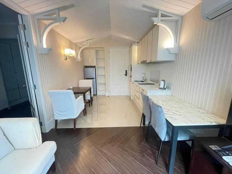 Grand Florida Beachfront : แกรนด์ ฟลอริด้า บีชฟร้อนท์, ชลบุรี, ซอยนาจอมเทียน 14, นาจอมเทียน, สัตหีบ, ชลบุรี, 44 ตร.ม., คอนโด ขาย, โดย Supitsara Sangarun, 500528919 - DDproperty.com