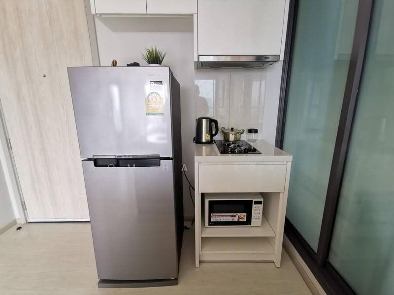 Rhythm Sukhumvit 42, Bangkok, Soi Sukhumvit 42, Sukhumvit Road, Phra Kanong, Khlong Toei, Bangkok, 1 Bedroom, 48 sqm, Condo For Rent, by Aom Hatairat, 500528925 - DDproperty.com