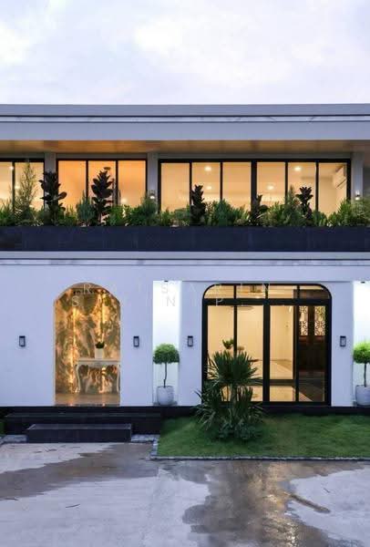 House for rent, Samut Prakan, Samrong Nua, Muang Samut Prakarn, Samut Prakan, 5 Bedrooms, 600 sqm, Single Detached House For Rent, by Ratsarin Sirinipaspong, 500528932 - DDproperty.com
