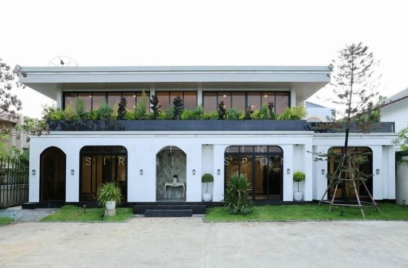 House for rent, Samut Prakan, Samrong Nua, Muang Samut Prakarn, Samut Prakan, 5 Bedrooms, 600 sqm, Single Detached House For Rent, by Ratsarin Sirinipaspong, 500528932 - DDproperty.com
