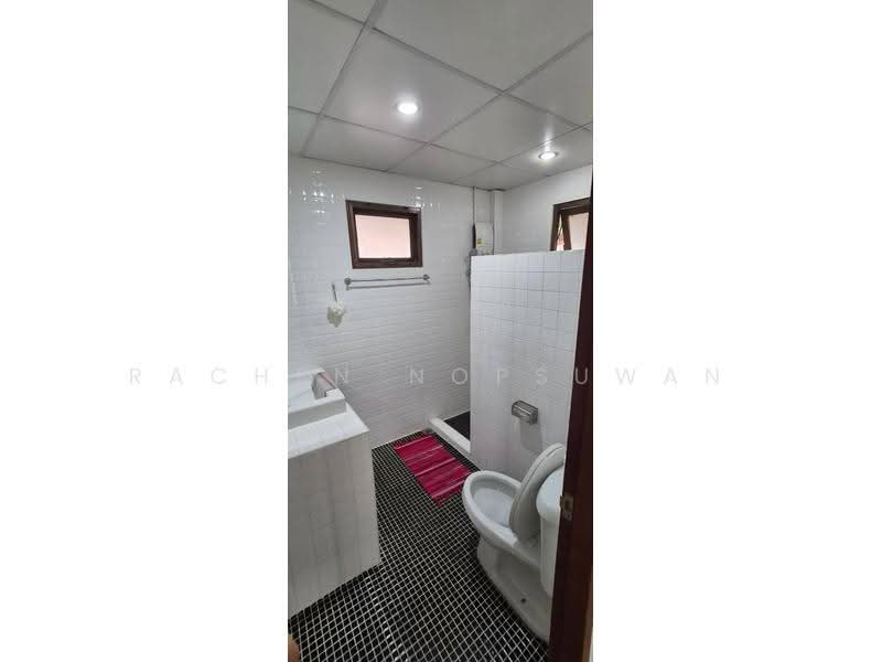 Sammakon Ramkhamhaeng, Bangkok, Ramkhamhaeng Road, Saphan Sung, Bangkok, 4 Bedrooms, 250 sqm, Single Detached House For Rent, by Rachen Nopsuwan, 500528990 - DDproperty.com