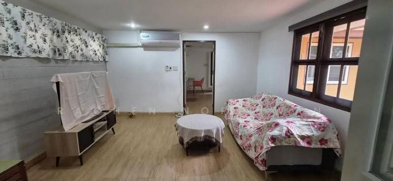 Sammakon Ramkhamhaeng, Bangkok, Ramkhamhaeng Road, Saphan Sung, Bangkok, 4 Bedrooms, 250 sqm, Single Detached House For Rent, by Rachen Nopsuwan, 500528990 - DDproperty.com