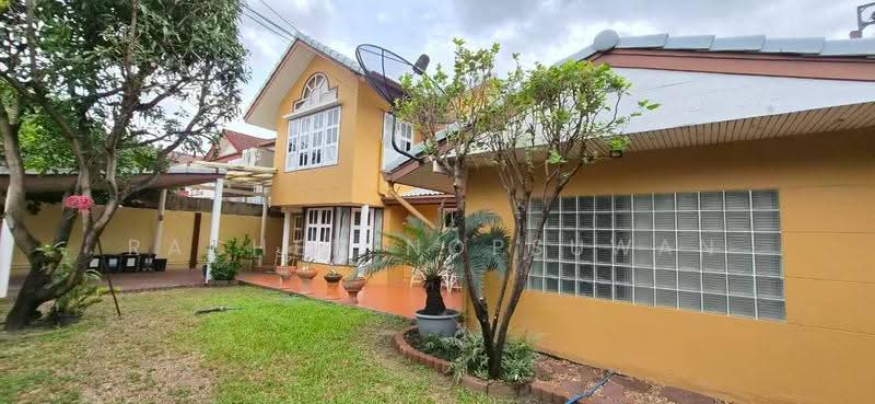 Sammakon Ramkhamhaeng, Bangkok, Ramkhamhaeng Road, Saphan Sung, Bangkok, 4 Bedrooms, 250 sqm, Single Detached House For Rent, by Rachen Nopsuwan, 500528990 - DDproperty.com