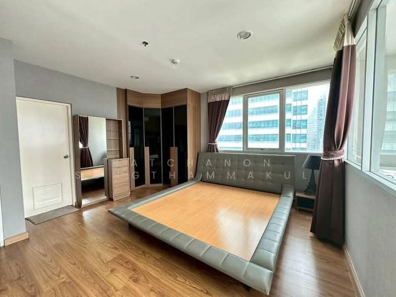 St Louis Grand Terrace : เซ็นต์ห ลุยส์ แกรนด์ เทอเรส, กรุงเทพ, ซอย สาทร 11 S Sathon Rd, ยานนาวา, สาทร, กรุงเทพ, 105 ตร.ม., คอนโด ให้เช่า, โดย Ratchanon Songthammakul, 500529010 - DDproperty.com