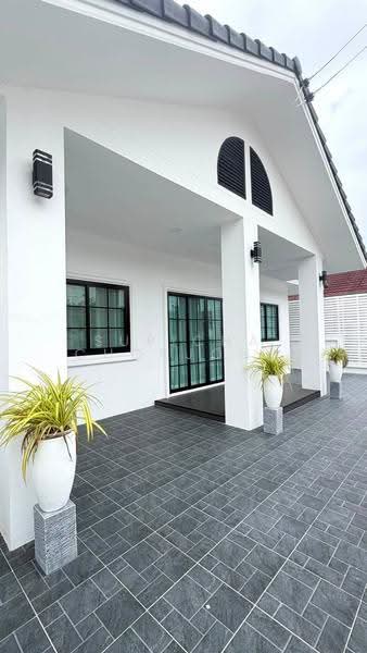 undefined, Chon Buri (Pattaya), Nong Pru, Bang Lamung (Pattaya), Chon Buri (Pattaya), 3 Bedrooms, 184 sqm, Single Detached House For Sale, by Supicha Chorjong, 500529013 - DDproperty.com