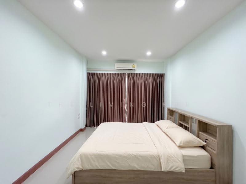 Buathong Thani Park Ville 12, Nonthaburi, Soi 14 Bua Thong Thani Park Ville Village, Bang Rak Pattana, Bang Bua Thong, Nonthaburi, 3 Bedrooms, 120 sqm, Townhouse For Sale, by THE LIVING HUB, 500529016 - DDproperty.com