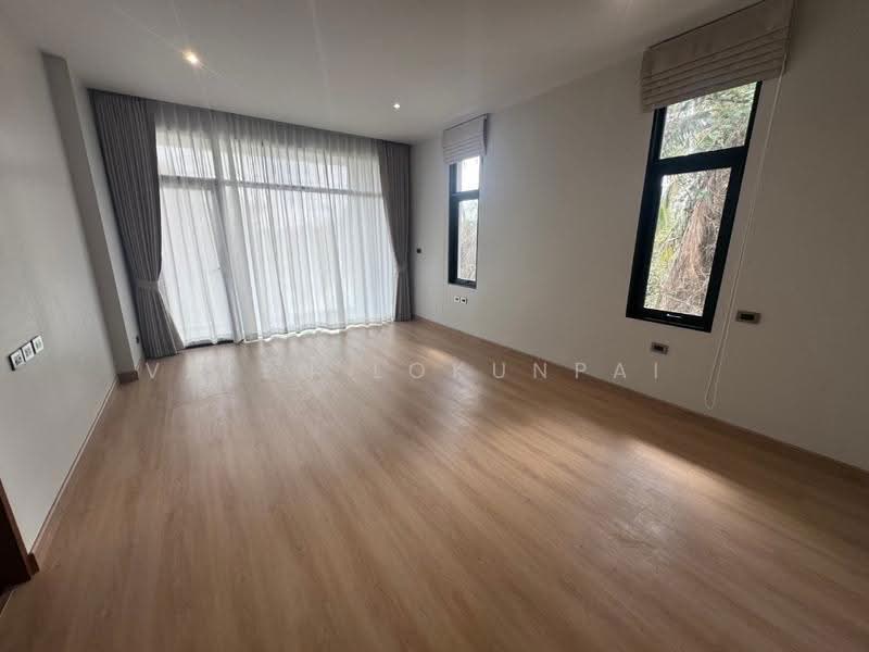 บ้าน 5-ห้องนอน, สุราษฎร์ธานี, วัดประดู่, เมืองสุราษฎร์ธานี, สุราษฎร์ธานี, 600 ตร.ม., บ้านเดี่ยว ขาย, โดย Valen Lokunpai , 500529018 - DDproperty.com