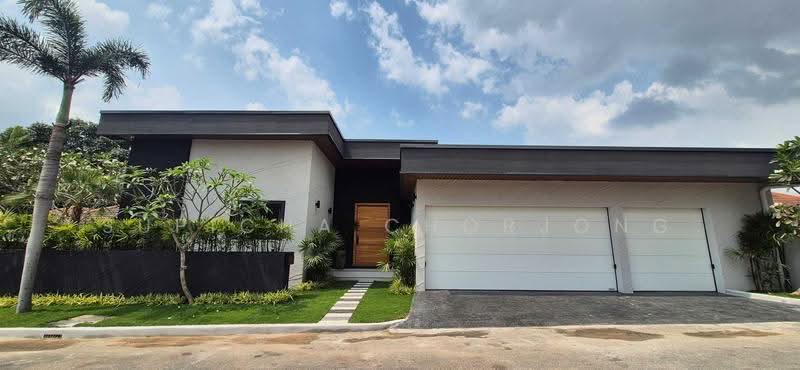 undefined, Chon Buri (Pattaya), Poong, Bang Lamung (Pattaya), Chon Buri (Pattaya), 4 Bedrooms, 400 sqm, Villa For Sale, by Supicha Chorjong, 500529084 - DDproperty.com