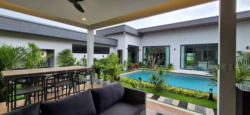 undefined, Chon Buri (Pattaya), Poong, Bang Lamung (Pattaya), Chon Buri (Pattaya), 4 Bedrooms, 400 sqm, Villa For Sale, by Supicha Chorjong, 500529084 - DDproperty.com