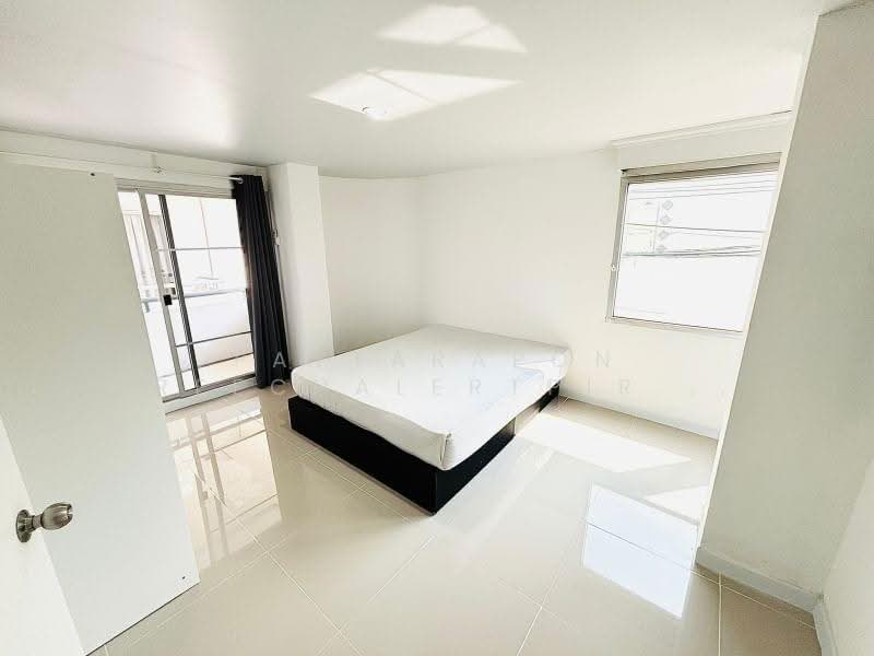 Waterford Park Rama 4, Bangkok, 77 Phum Chit Alley, Phra Kanong, Khlong Toei, Bangkok, 2 Bedrooms, 68 sqm, Condo For Rent, by Pattarapon Preechalertpiriya, 500529085 - DDproperty.com