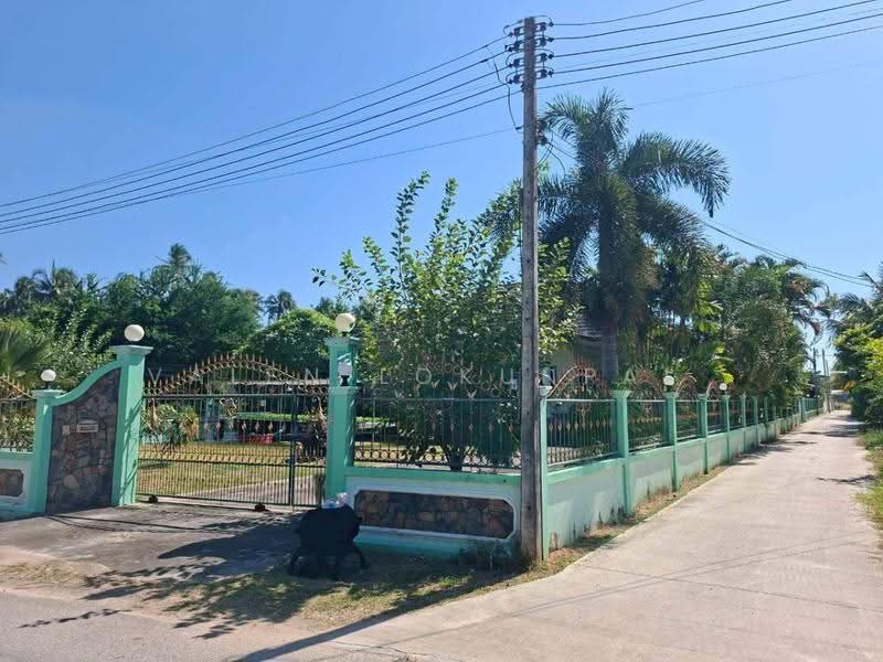บ้าน 3-ห้องนอน, ประจวบคีรีขันธ์, เกาะหลัก, เมืองประจวบคีรีขันธ์, ประจวบคีรีขันธ์, 200 ตร.ม., บ้านเดี่ยว ขาย, โดย Valen Lokunpai , 500529099 - DDproperty.com