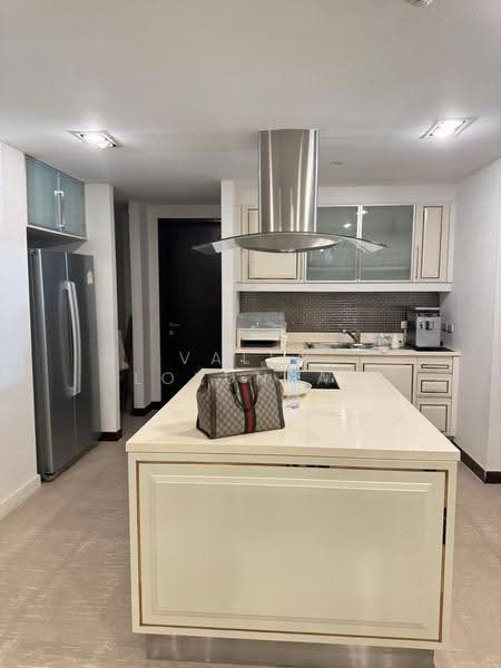 La Royale Beach, Chon Buri (Pattaya), 335 253-254, Na Chom Thian, Sattahip, Chon Buri (Pattaya), 3 Bedrooms, 268 sqm, Condo For Sale, by Valen Lokunpai , 500529171 - DDproperty.com