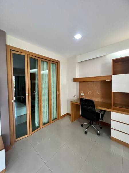 Aree Place Phahonyothin, Bangkok, Soi Phaholyothin 7, Phaholyothin Road, Samsen Nai, Phaya Thai, Bangkok, 1 Bedroom, 78 sqm, Condo For Rent, by Pattarapon Preechalertpiriya, 500529226 - DDproperty.com