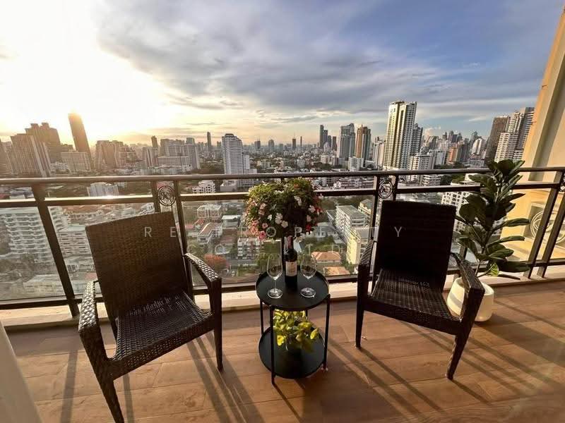 Royce Private Residences, Bangkok, 61 Soi Sukhumvit 31, Khlongtoei Nua, Watthana, Bangkok, 2 Bedrooms, 112 sqm, Condo For Rent, by RE PROPERTY CO.,LTD., 500529235 - DDproperty.com