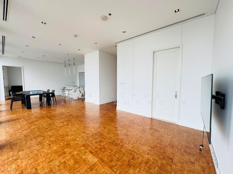 The Ritz-Carlton Residences, Bangkok, 114 Narathiwat Ratchanakarin Road, Silom, Bang Rak, Bangkok, 2 Bedrooms, 145 sqm, Condo For Sale, by Thanachot Khantigamongun, 500529259 - DDproperty.com