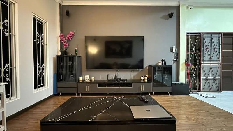 2-BR House, Prachuap Khiri Khan, Hua Hin, Prachuap Khiri Khan, 2 Bedrooms, 132 sqm, Single Detached House For Sale, by Valen Lokunpai , 500529280 - DDproperty.com