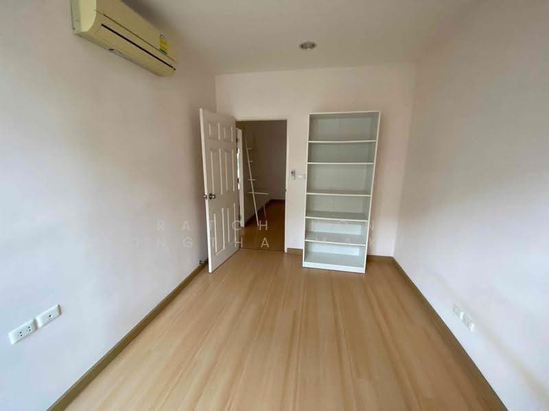 Life @ BTS Tha-Phra, Bangkok, 18 Ratchadaphisek Road, Talat Plu, Thon Buri, Bangkok, 2 Bedrooms, 84 sqm, Condo For Rent, by Ratchanon Songthammakul, 500529286 - DDproperty.com