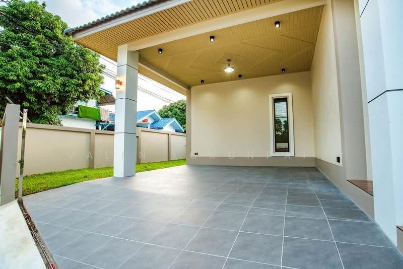 3-BR House, Chon Buri (Pattaya), Na Kloe, Bang Lamung (Pattaya), Chon Buri (Pattaya), 3 Bedrooms, 204 sqm, Single Detached House For Sale, by Valen Lokunpai , 500529357 - DDproperty.com