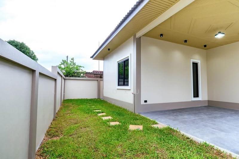 3-BR House, Chon Buri (Pattaya), Na Kloe, Bang Lamung (Pattaya), Chon Buri (Pattaya), 3 Bedrooms, 204 sqm, Single Detached House For Sale, by Valen Lokunpai , 500529357 - DDproperty.com