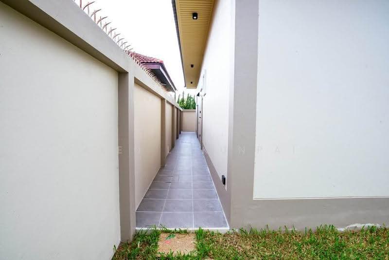 3-BR House, Chon Buri (Pattaya), Na Kloe, Bang Lamung (Pattaya), Chon Buri (Pattaya), 3 Bedrooms, 204 sqm, Single Detached House For Sale, by Valen Lokunpai , 500529357 - DDproperty.com