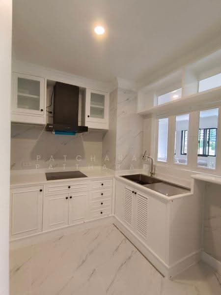 Sukhumvit Plus, Bangkok, 1414 Sukhumvit Plus 2 Alley, Phra Kanong, Khlong Toei, Bangkok, 2 Bedrooms, 64 sqm, Condo For Rent, by Patcharames Pattharapornviboon, 500529396 - DDproperty.com