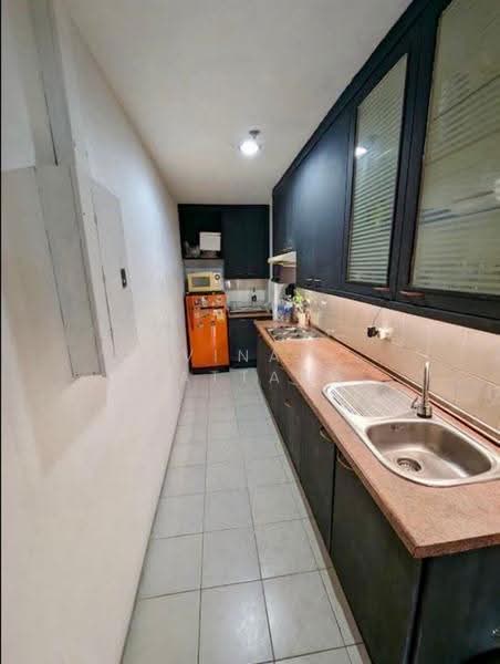 Witthayu Complex, Bangkok, 1673 New Petchaburi Road, Makkasan, Ratchathewi, Bangkok, 3 Bedrooms, 120 sqm, Condo For Rent, by Vinai Wattana, 500529409 - DDproperty.com
