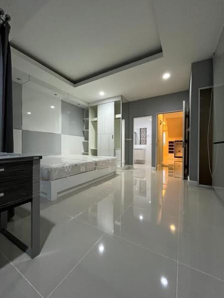 Greenwich Ramintra, Bangkok, 988 Ram Inthra Road, Ram Inthra, Khan Na Yao, Bangkok, 3 Bedrooms, 92 sqm, Townhouse For Rent, by Vinai Wattana, 500529424 - DDproperty.com