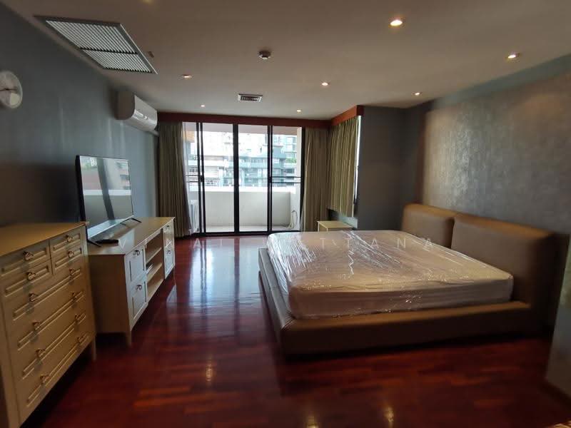Newton Tower, Bangkok, Soi Sukhumvit 6, Khlong Toei, Bangkok, 2 Bedrooms, 180 sqm, Condo For Rent, by Vinai Wattana, 500529434 - DDproperty.com